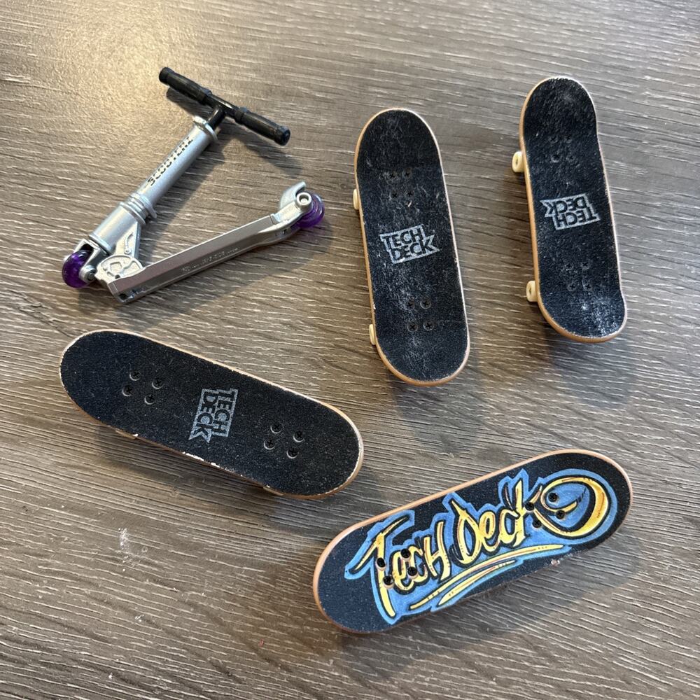 Tech Deck Lot Of 5 Toy Skateboard & Scooter - Preowned Collectible Toys
